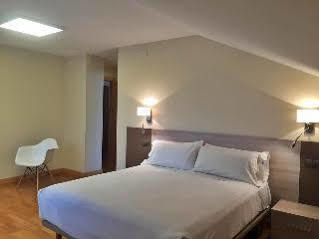 Apartamentos Albatros 利亚内斯 外观 照片